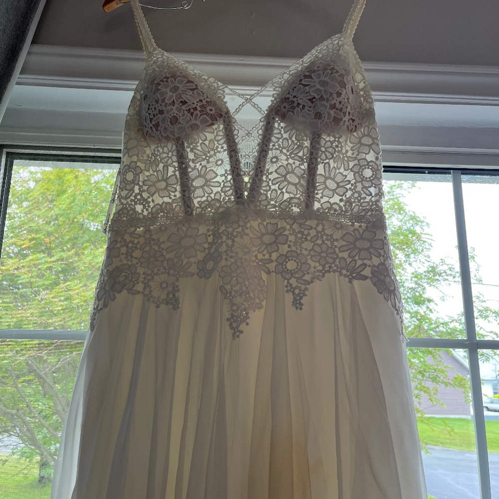 Wedding dress